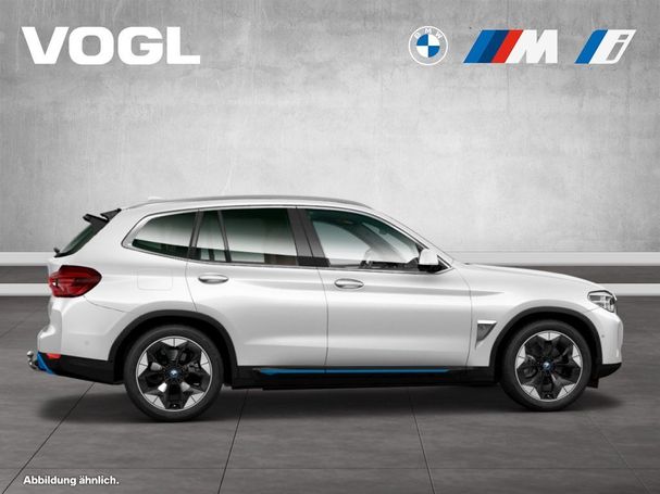 BMW iX3 210 kW image number 8