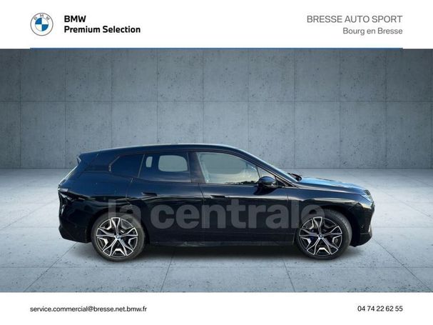 BMW iX xDrive40 240 kW image number 3