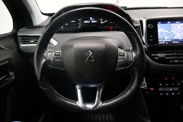 Peugeot 208 PureTech Allure 61 kW image number 9