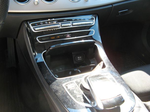 Mercedes-Benz E 220 d T 143 kW image number 6