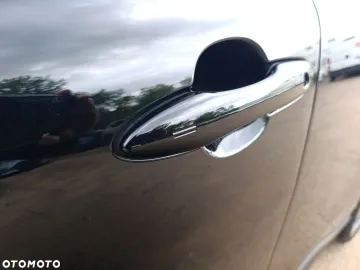 Car image 38