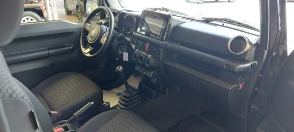 Car image 5