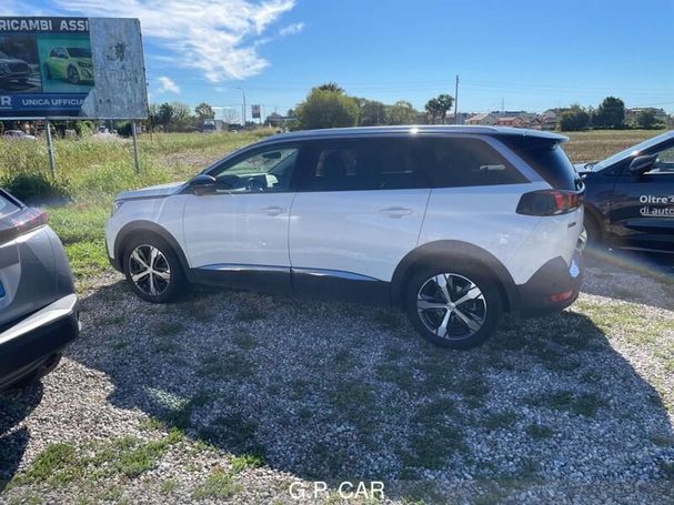 Peugeot 5008 PureTech 130 S&S Allure 96 kW image number 2