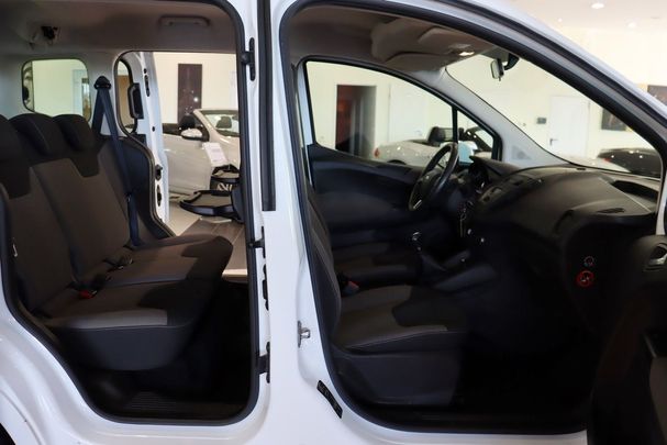 Ford Tourneo Courier 74 kW image number 12