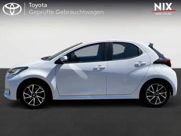 Car image 5