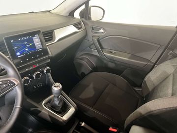 Car image 11