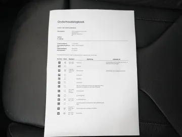 Car image 48