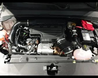 Car image 36