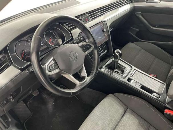 Volkswagen Passat 110 kW image number 15