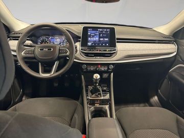 Car image 14