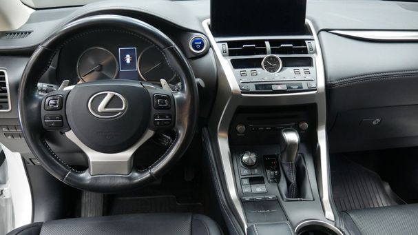 Lexus NX 300 h AWD 146 kW image number 16