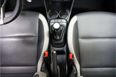 Car image 37