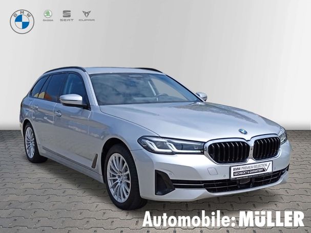 BMW 530i Touring xDrive 185 kW image number 8