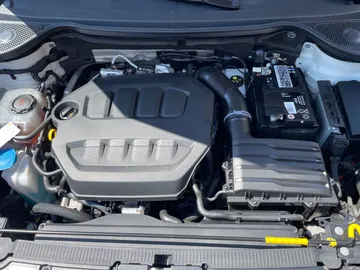 Car image 31