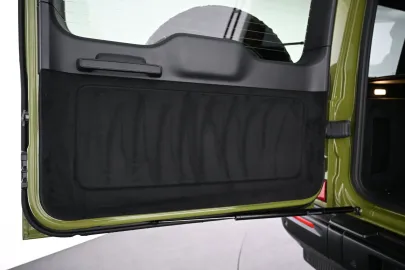Car image 45