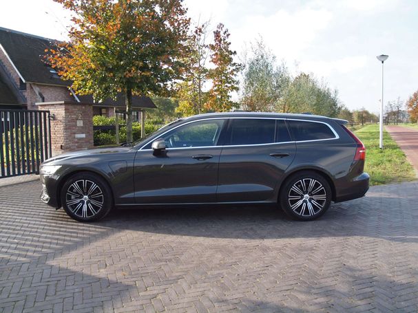 Volvo V60 T6 Recharge AWD 250 kW image number 7