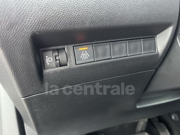 Peugeot 2008 e 50 kWh 100 kW image number 16