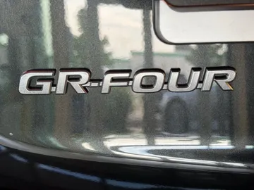 Car image 25