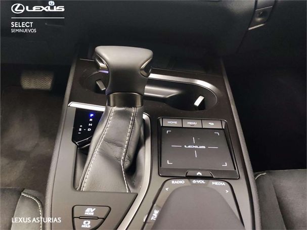 Lexus UX Executive 135 kW image number 6