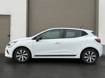 Car image 22