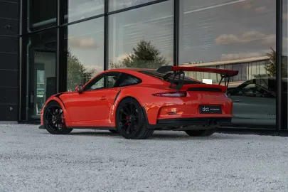 Car image 37