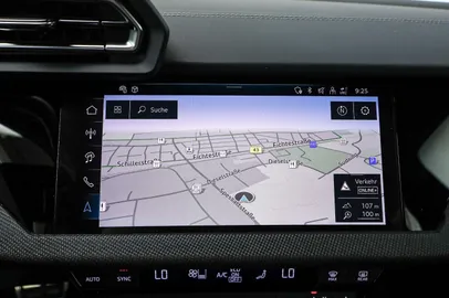 Car image 25