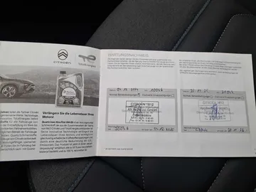 Car image 30