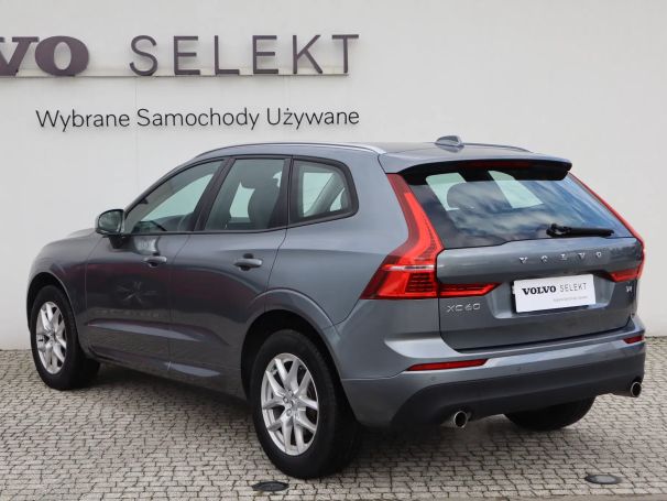 Volvo XC60 T4 Momentum 140 kW image number 3