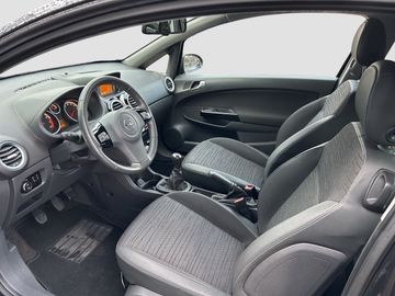 Car image 11