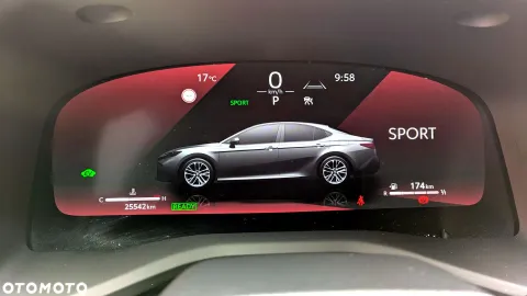 Car image 23