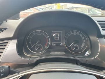 Car image 37