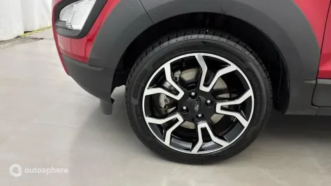 Car image 20