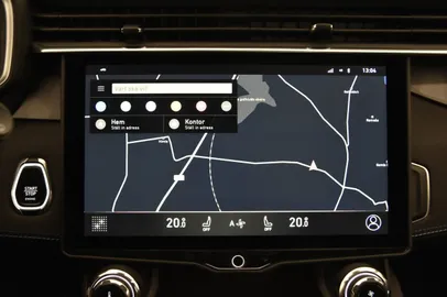 Car image 24