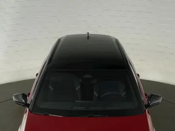 Car image 35