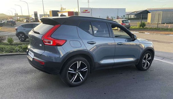 Volvo XC40 T5 192 kW image number 4