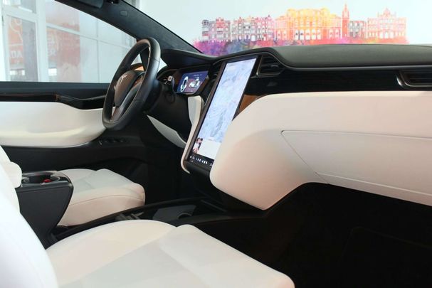 Tesla Model X Plus AWD 493 kW image number 16