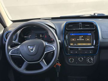 Car image 25