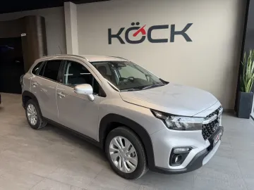 Car image 3