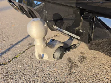 Car image 34