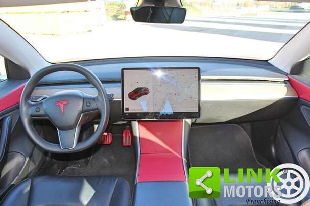 Tesla Model 3 Long Range AWD Dual Motor 150 kW image number 4