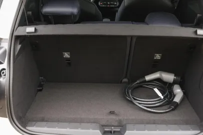 Car image 34