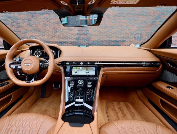 Aston Martin DB12 Volante 4.0 V8 500 kW image number 48