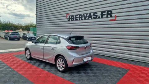 Car image 5
