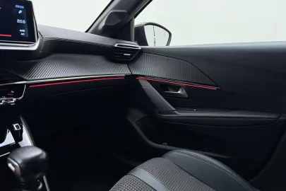 Car image 31