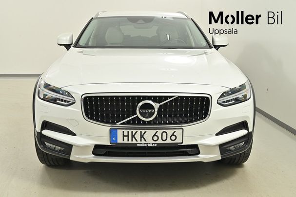 Volvo V90 Cross Country T5 AWD Inscription 185 kW image number 2