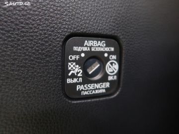 Car image 33