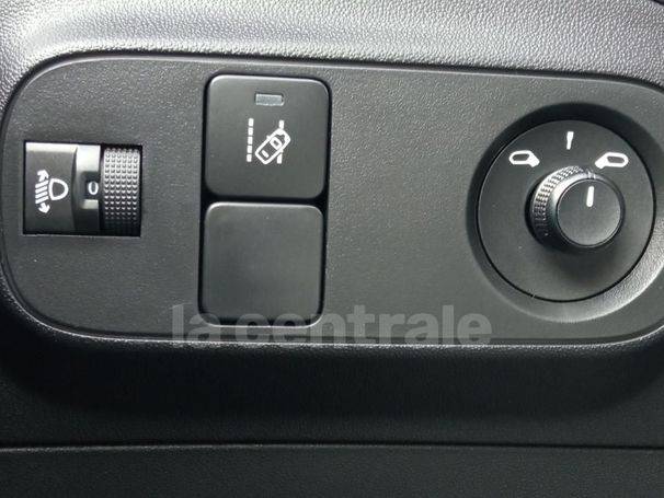 Citroen C3 Pure Tech 83 61 kW image number 14