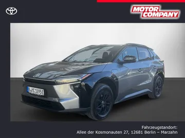 Car image 1