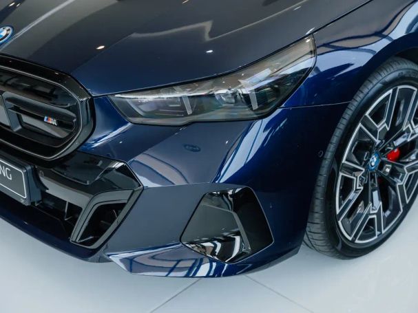 BMW i5 M60 xDrive 440 kW image number 5