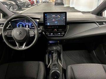 Car image 12